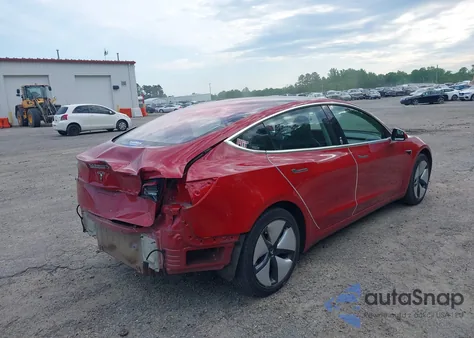 2018 Tesla Model 3 Long Range/Mid Range из США, поврежденный, VIN 5YJ3E1EA9JF025942